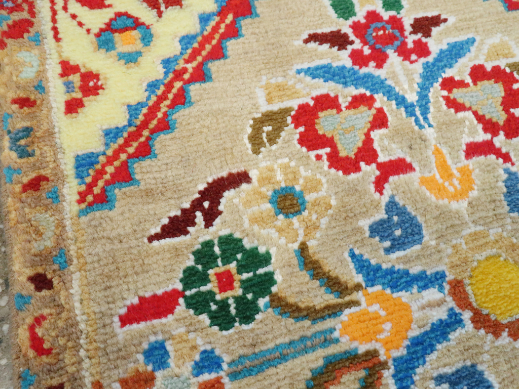 mahal Rug - # 105734