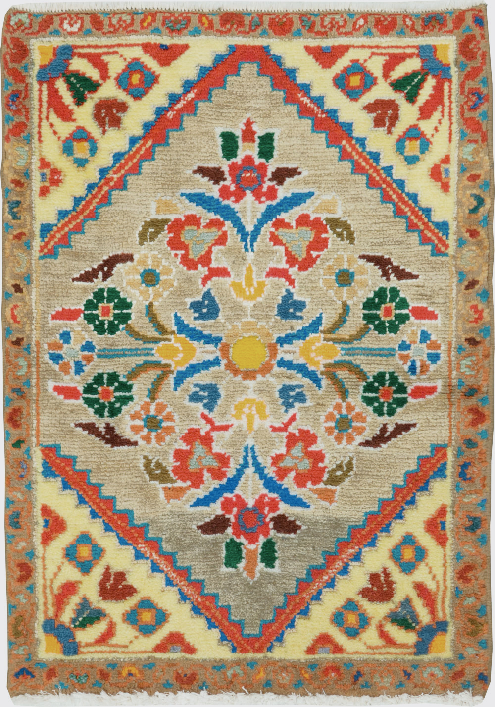 mahal Rug - # 105734