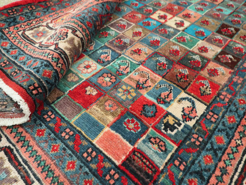 mahal Rug - # 105970