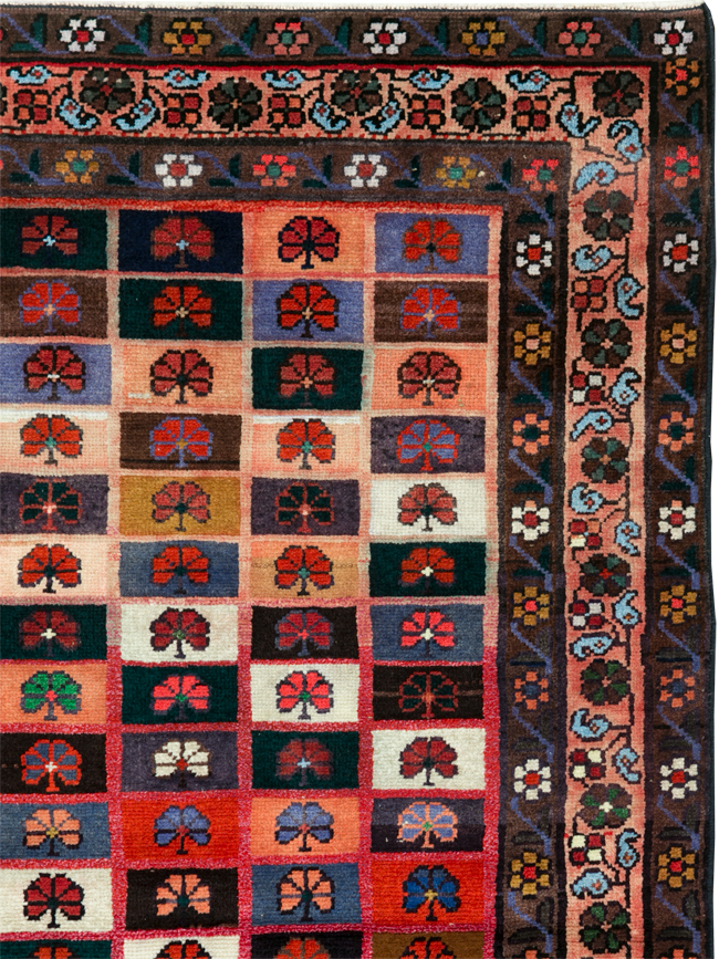 mahal Rug - # 106626