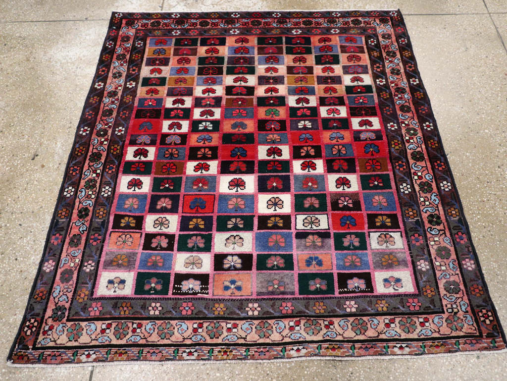 mahal Rug - # 106626