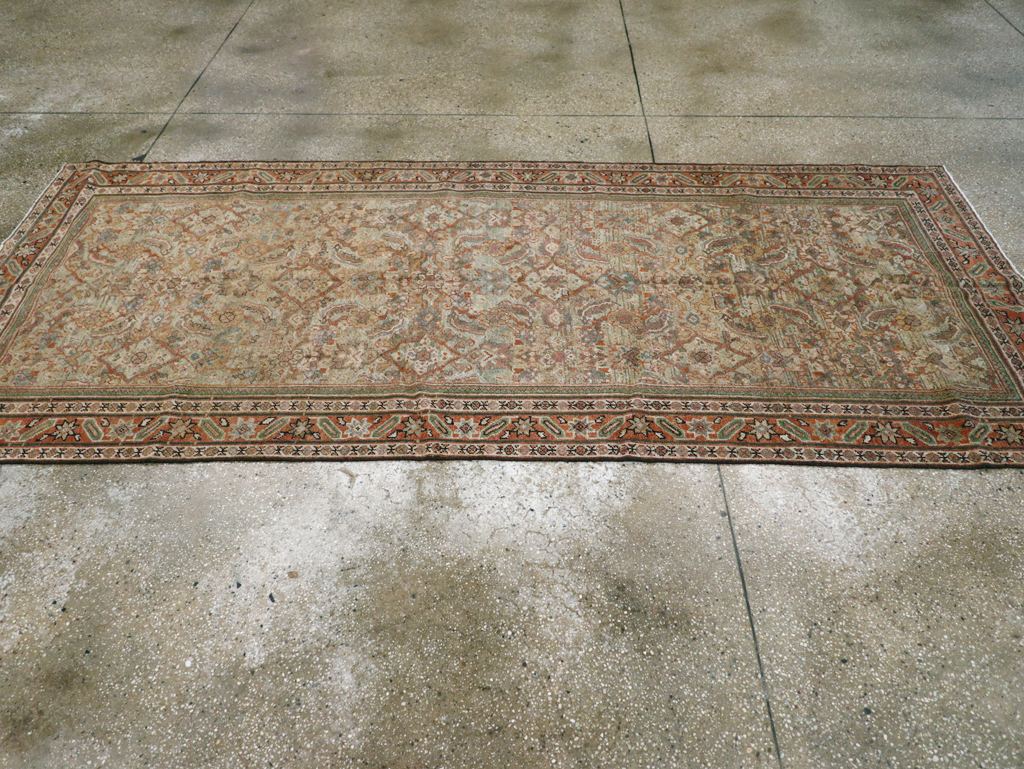mahal Rug - # 106642