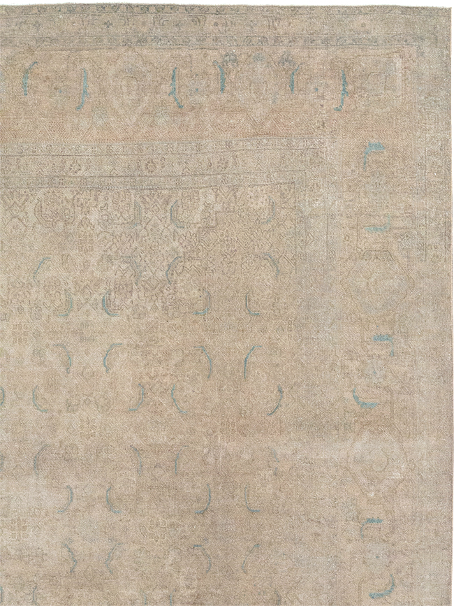 mahal Rug - # 107185