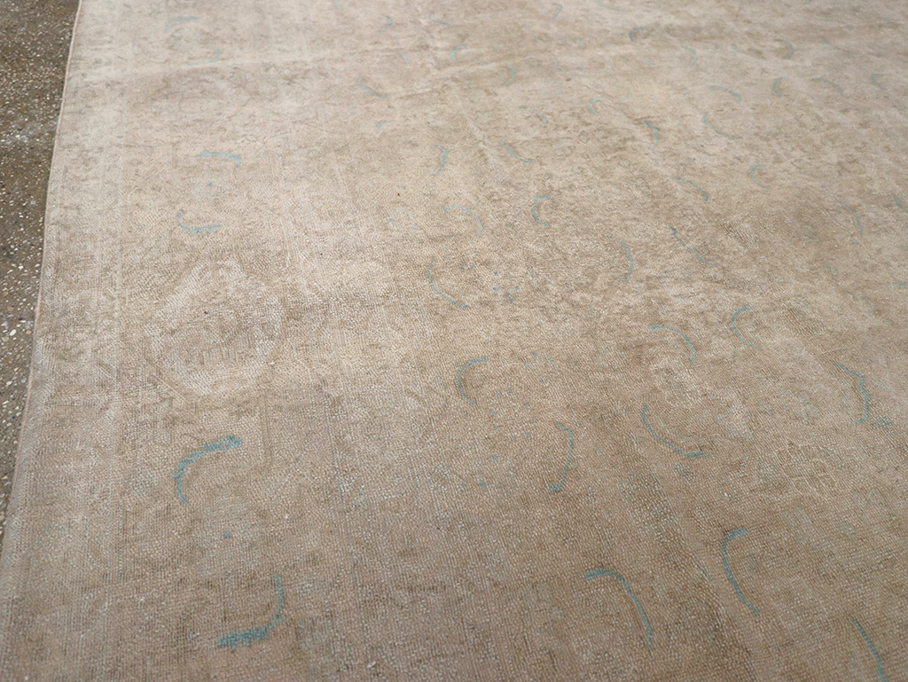 mahal Rug - # 107185