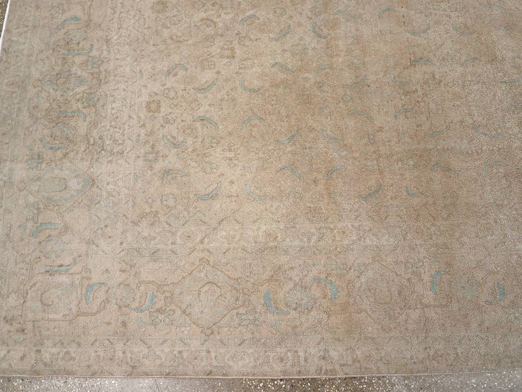 mahal Rug - # 107185