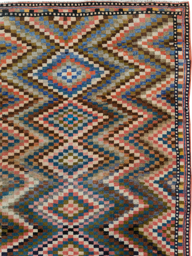mahal Rug - # 108070