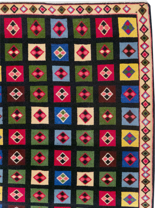 mahal Rug - # 108297