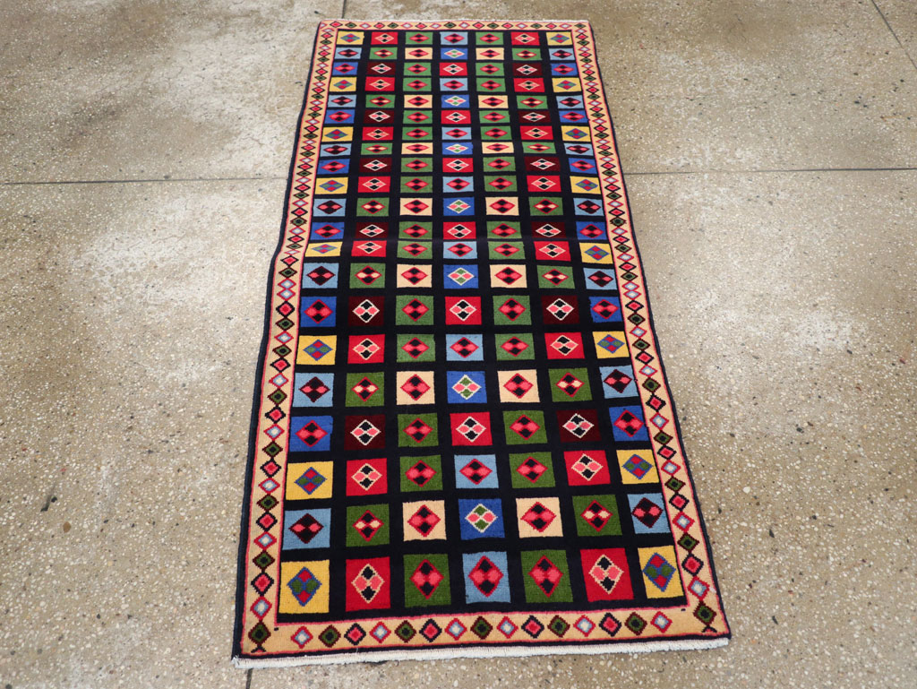 mahal Rug - # 108297