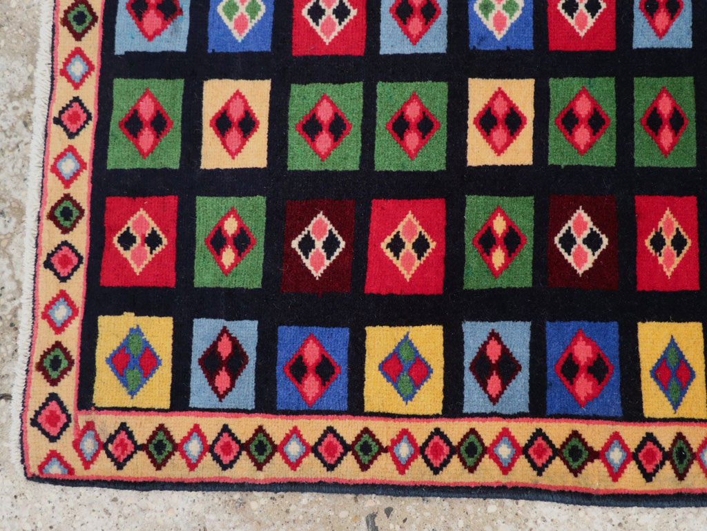 mahal Rug - # 108297