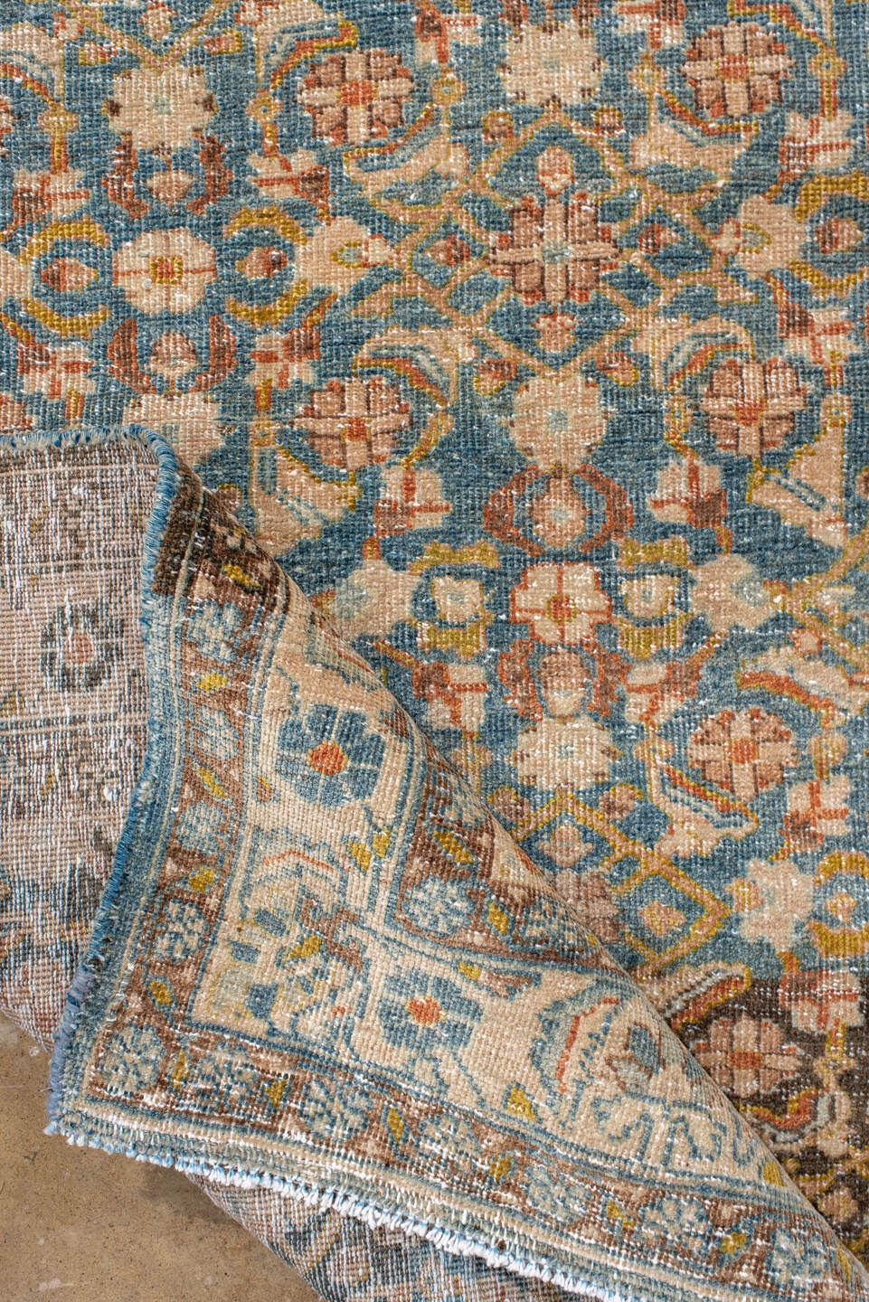 mahal Rug - # 125792