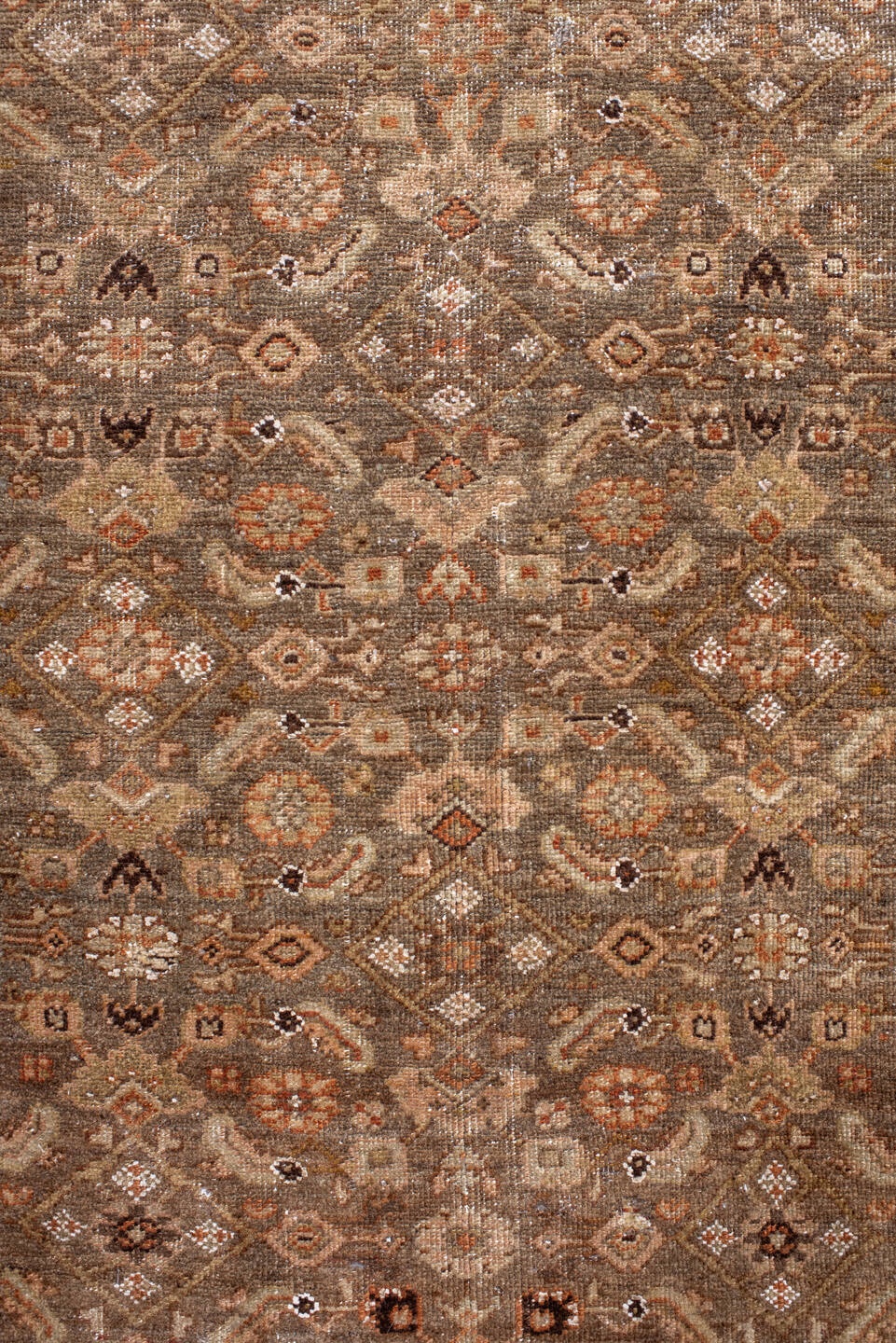 mahal Rug - # 125968