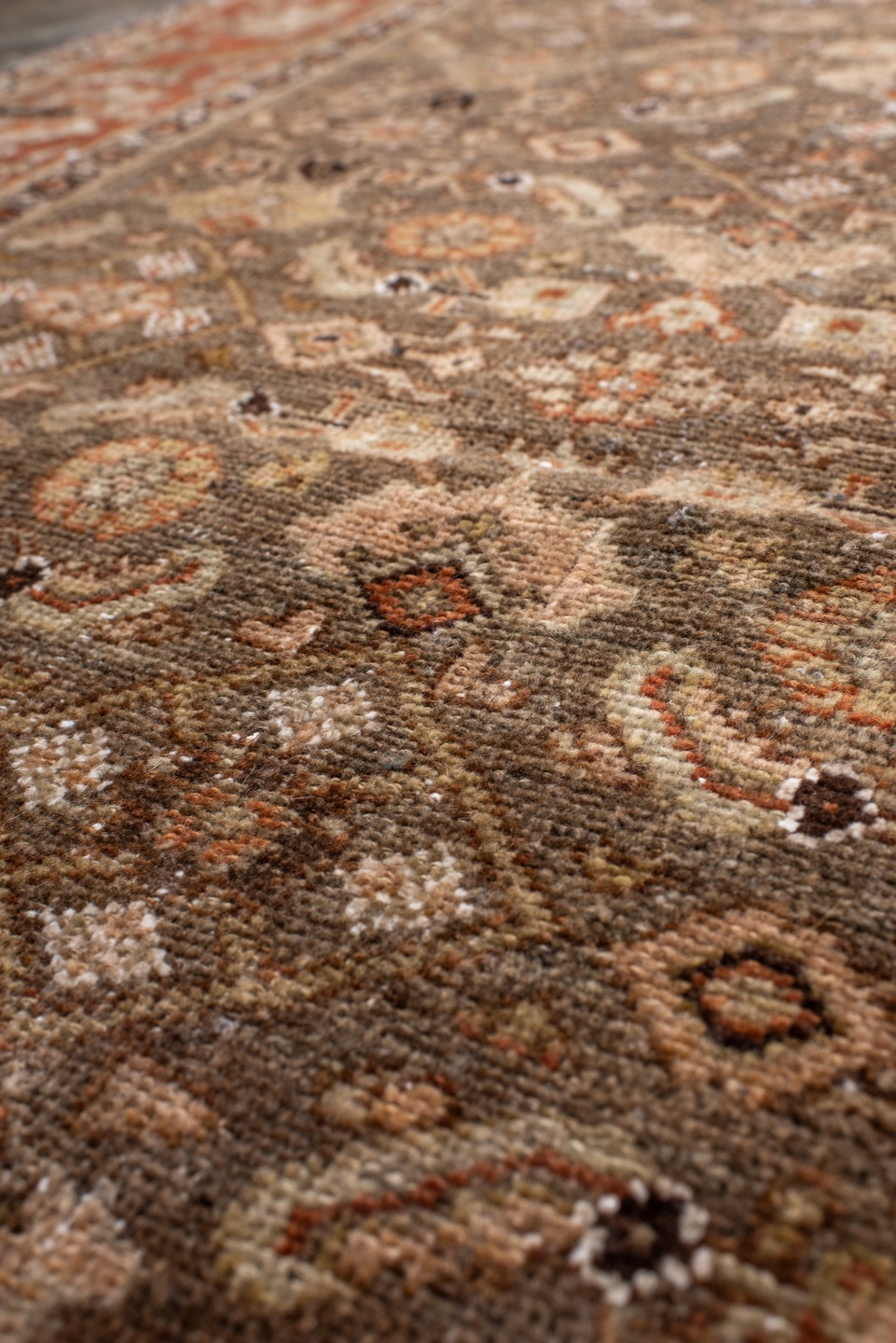 mahal Rug - # 125968