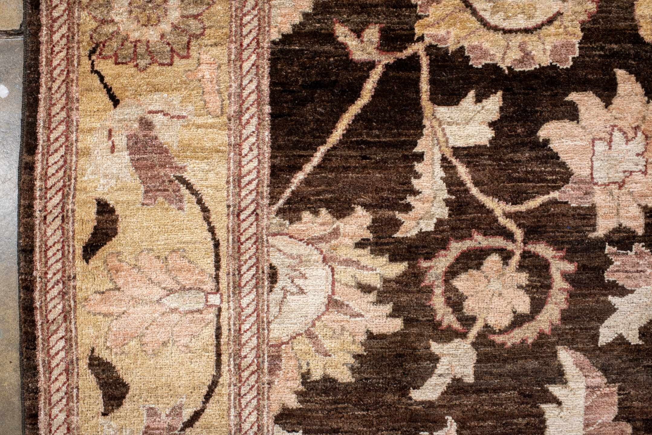 mahal Rug - # 128114