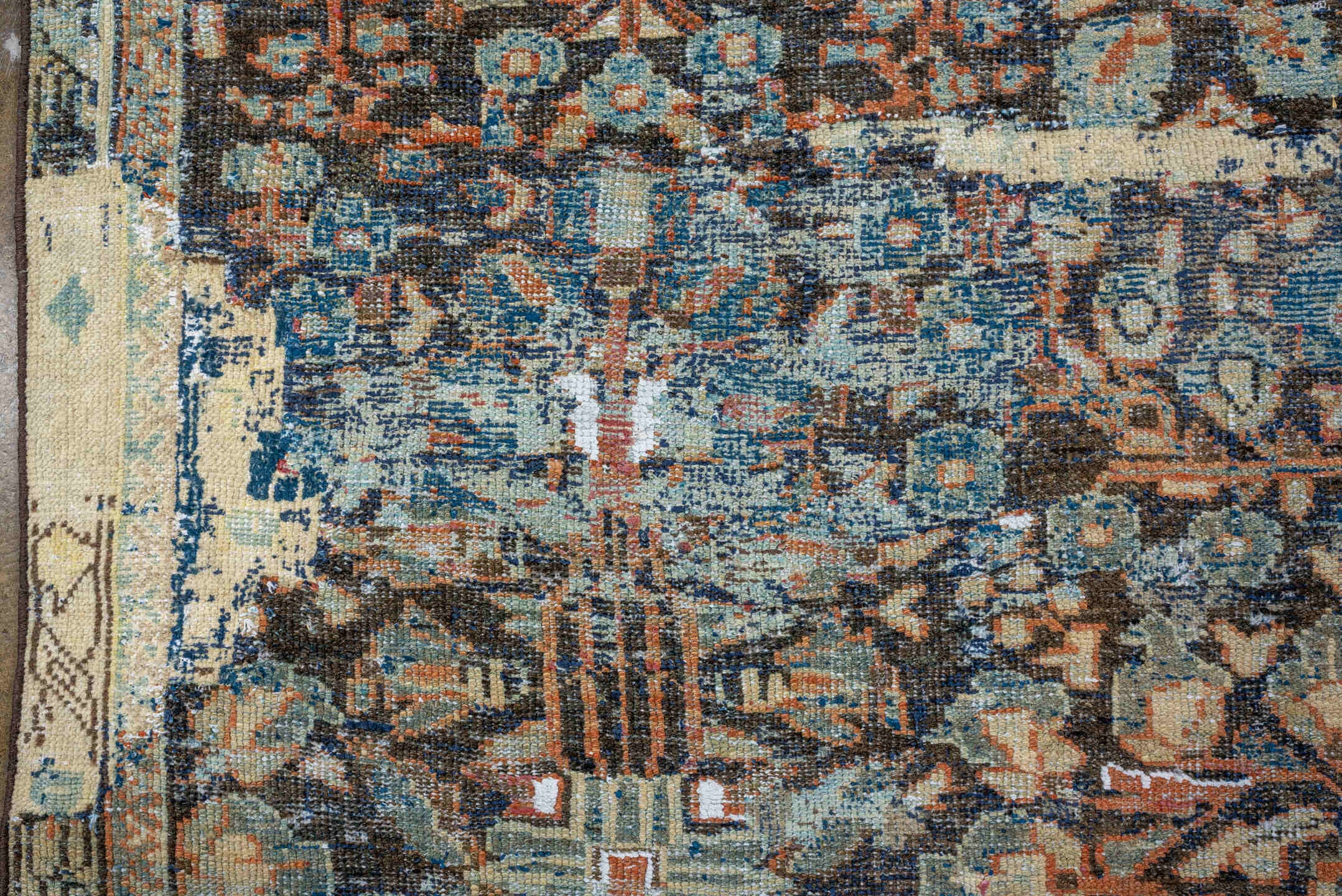 mahal Rug - # 128738