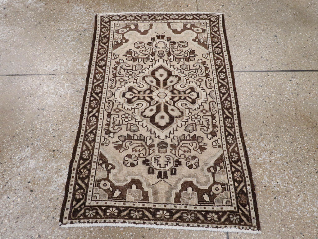 malayer Rug - # 102889