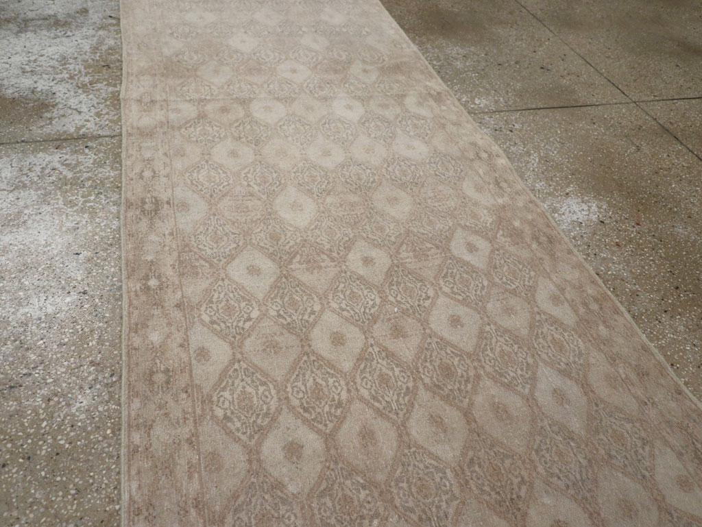 meshed Rug - # 103609