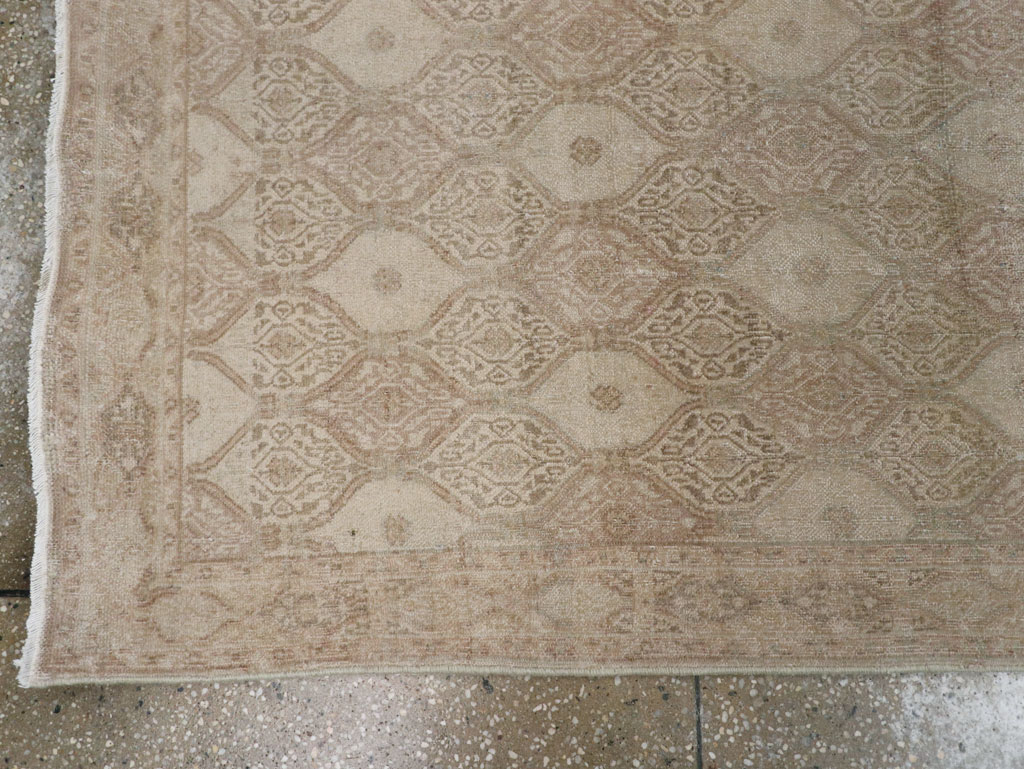 meshed Rug - # 103609