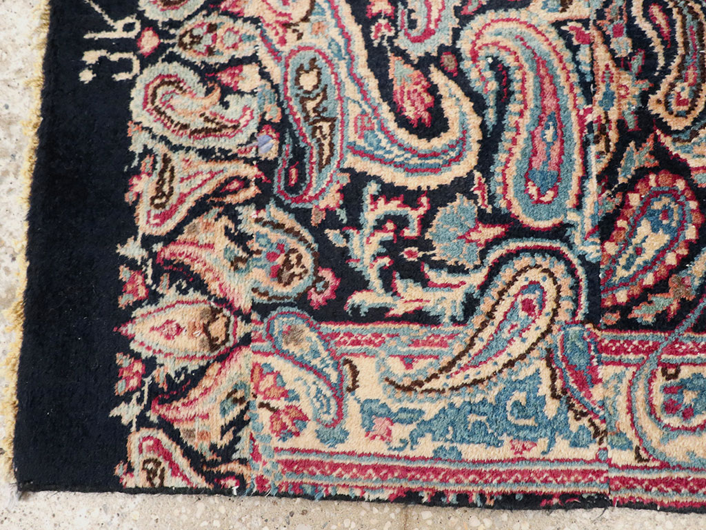 meshed Rug - # 104728