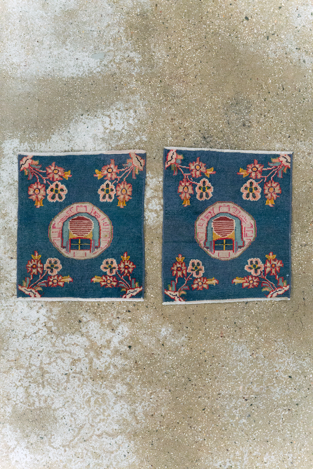 meshed Rug - # 105208