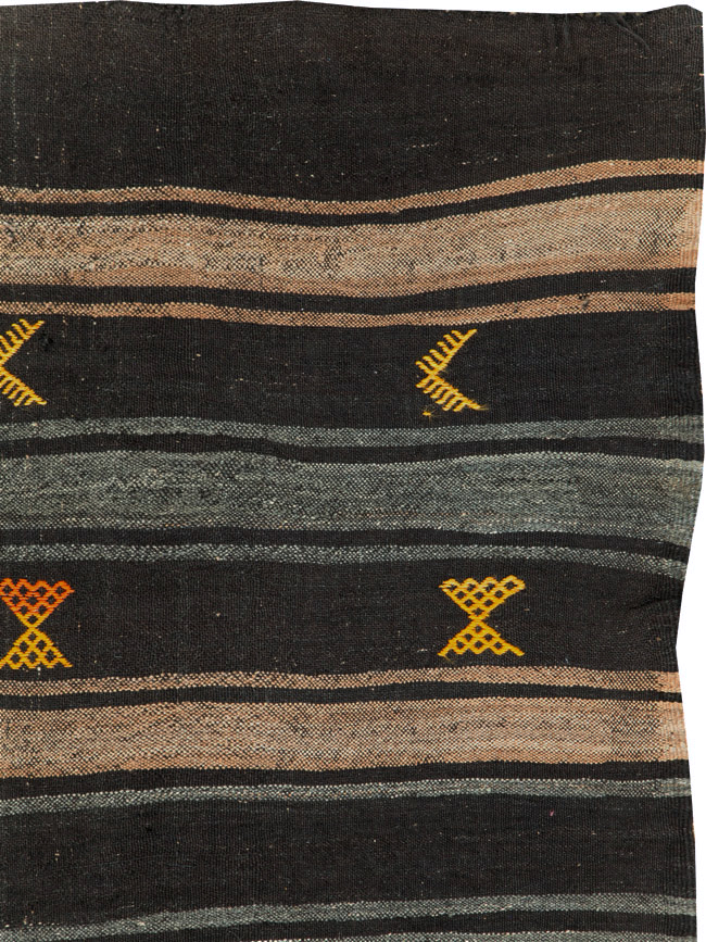 mid Rug - # 107375