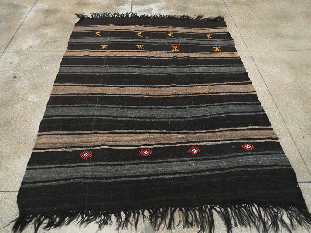 mid Rug - # 107375