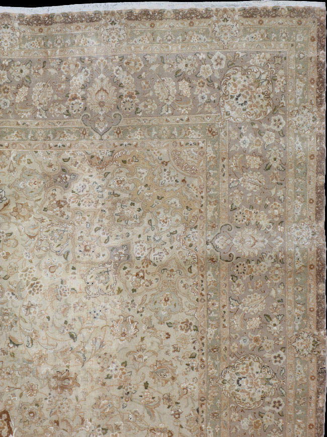 Vintage tabriz Carpet - # 41103