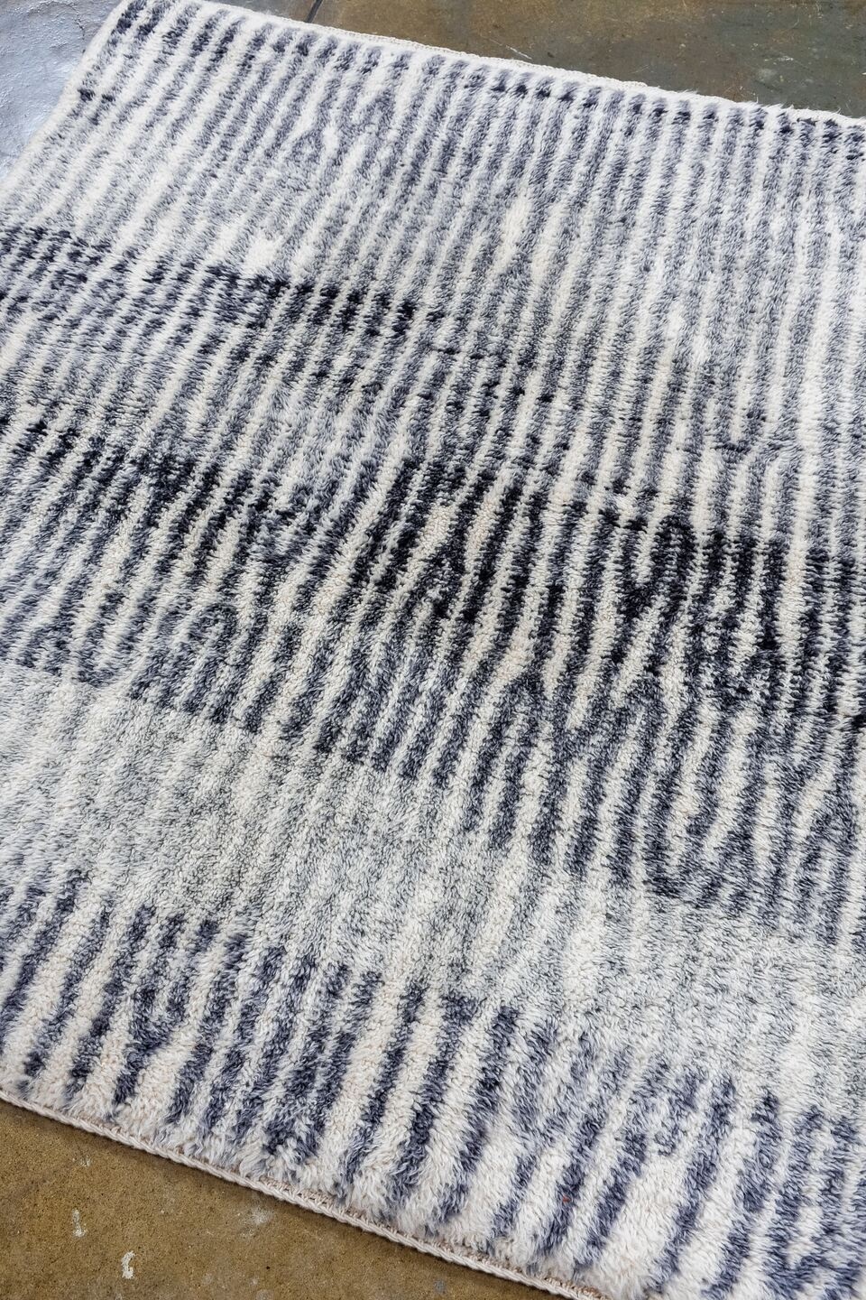 moroccan Rug - # 125283