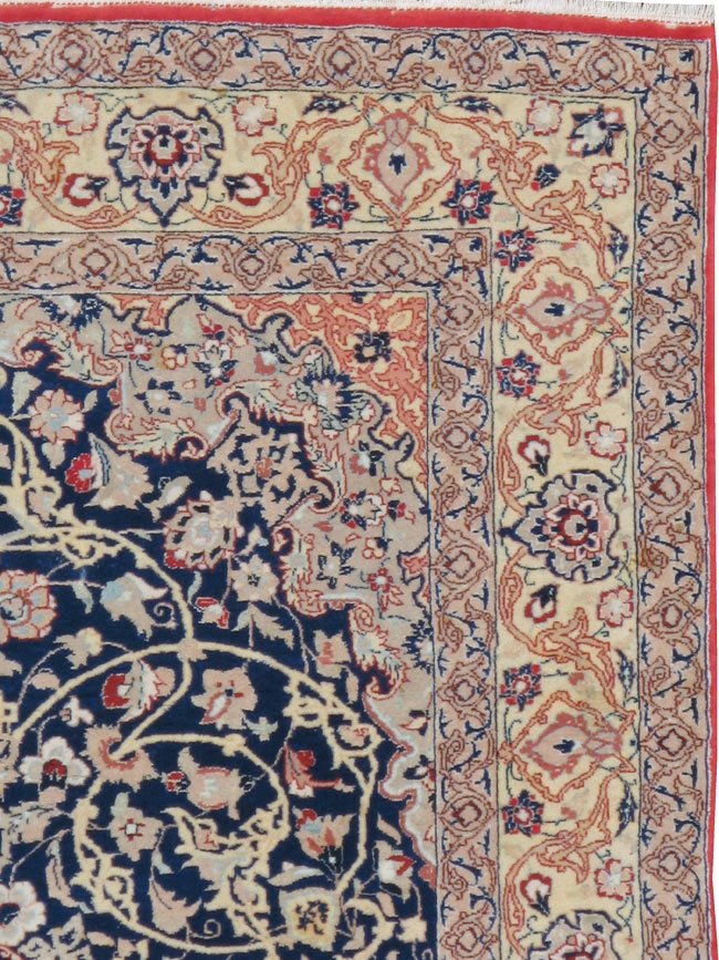 nain Rug - # 101907