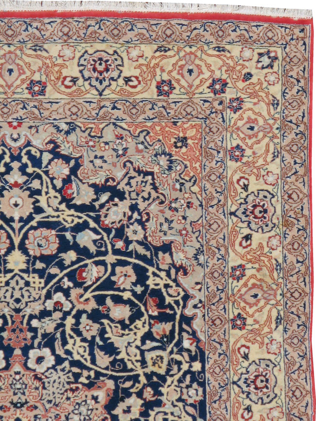 nain Rug - # 101907