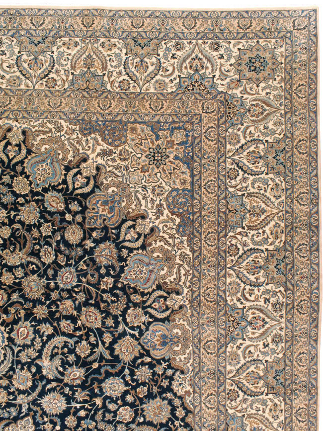 nain Carpet - # 103815
