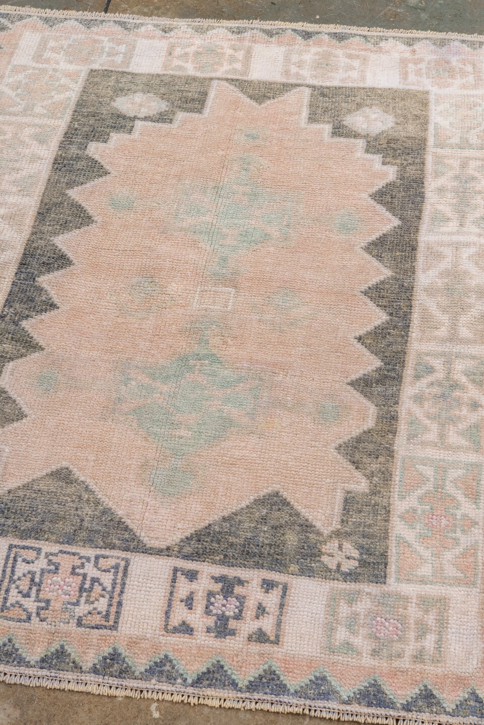 oushak Rug - # 125298