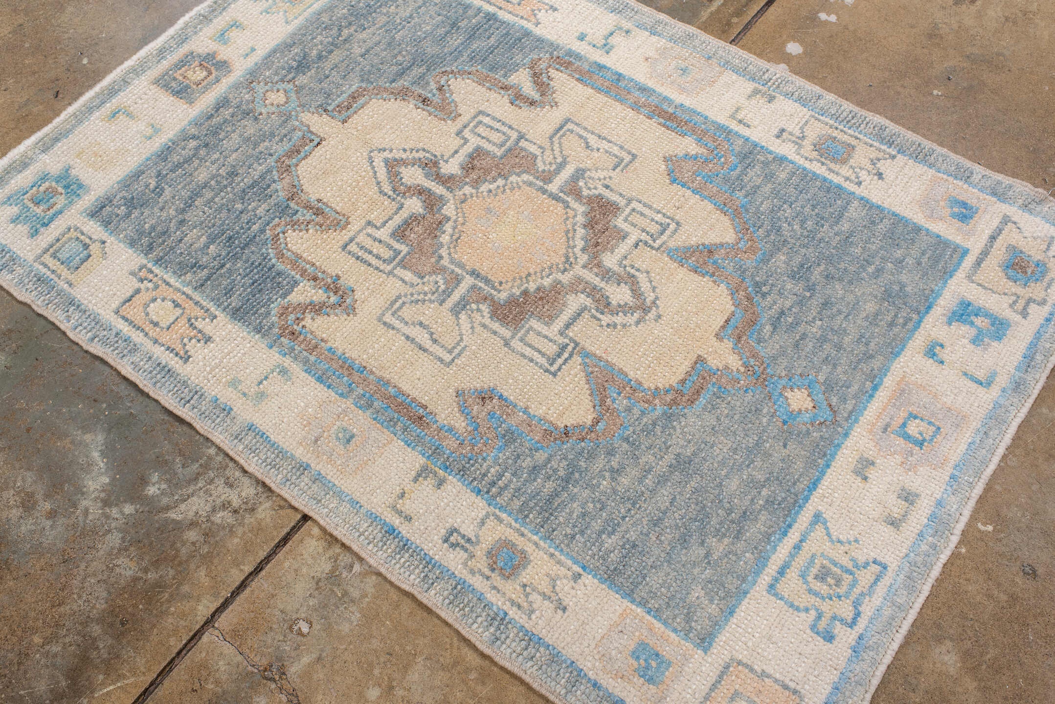 oushak Rug - # 125429