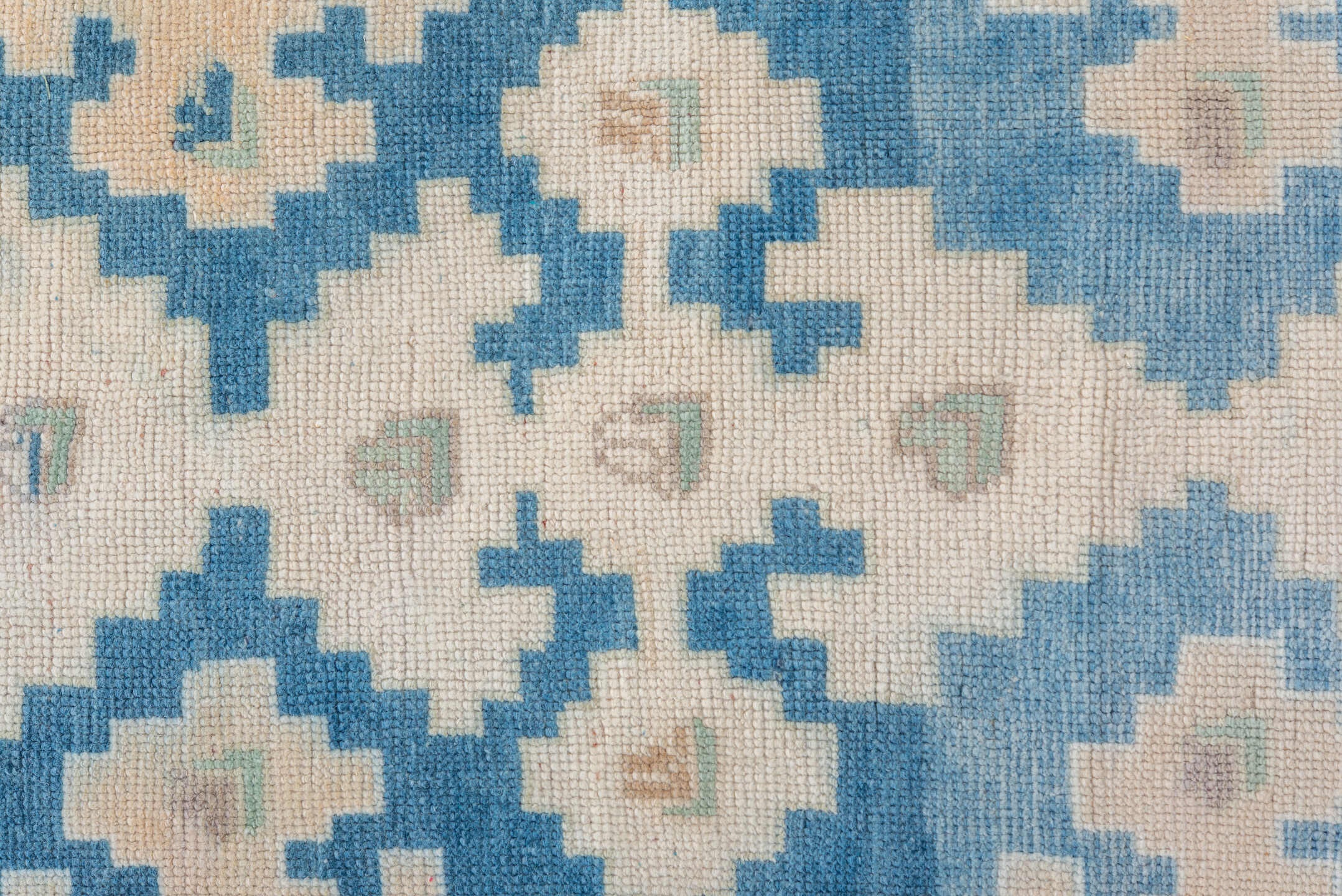 oushak Rug - # 125707