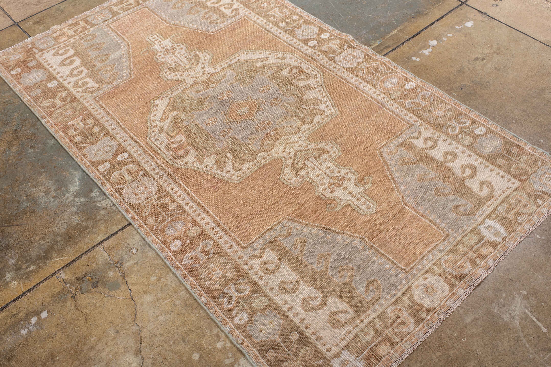 oushak Rug - # 126103