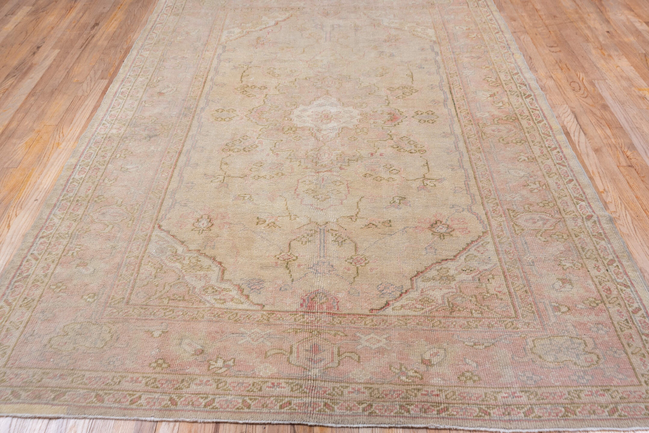 oushak Rug - # 128784