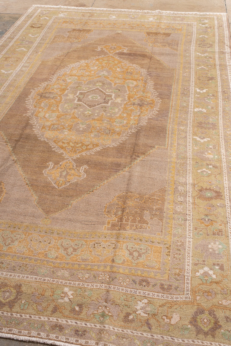 oushak Rug - # 129060