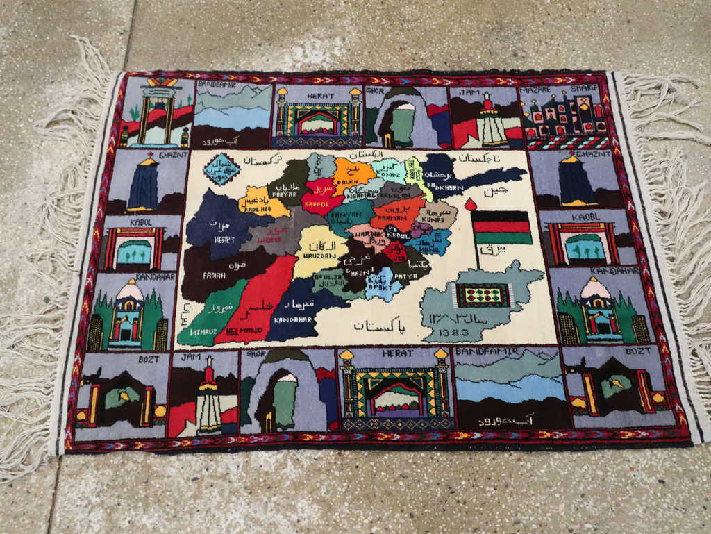 pictorial Rug - # 107526