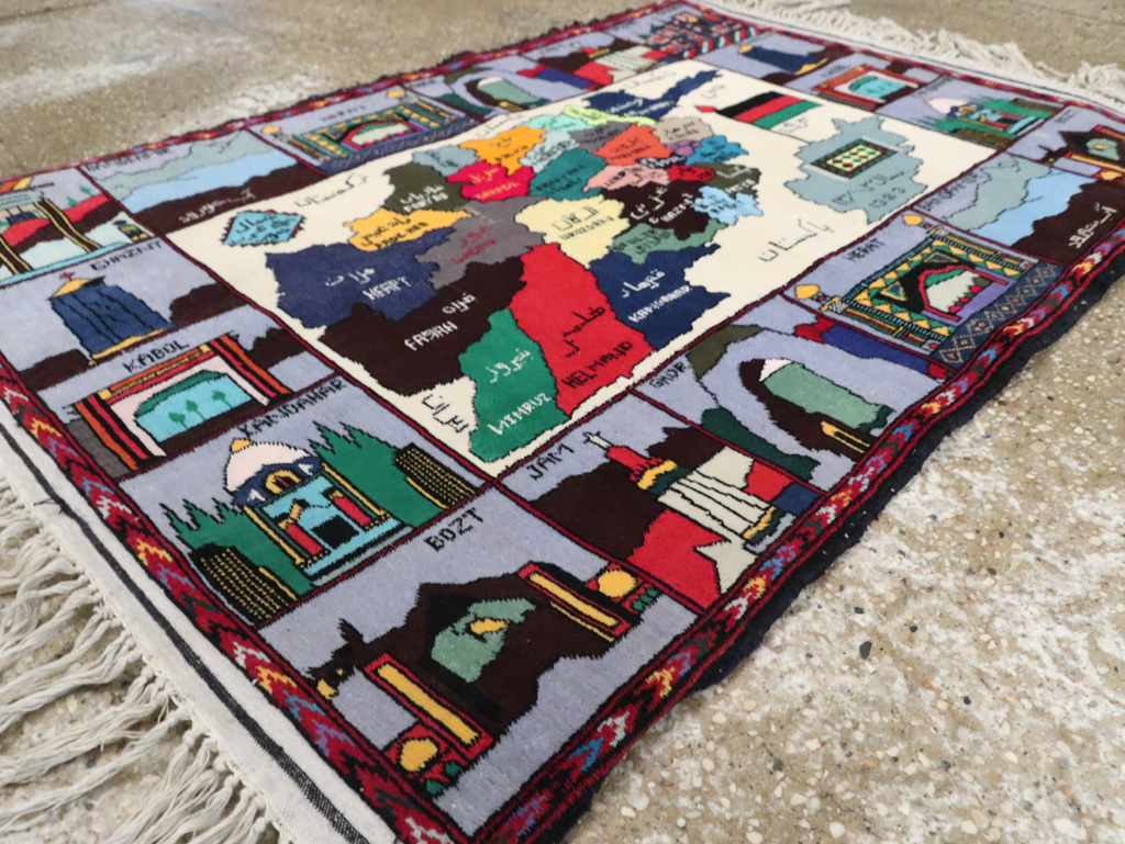 pictorial Rug - # 107526