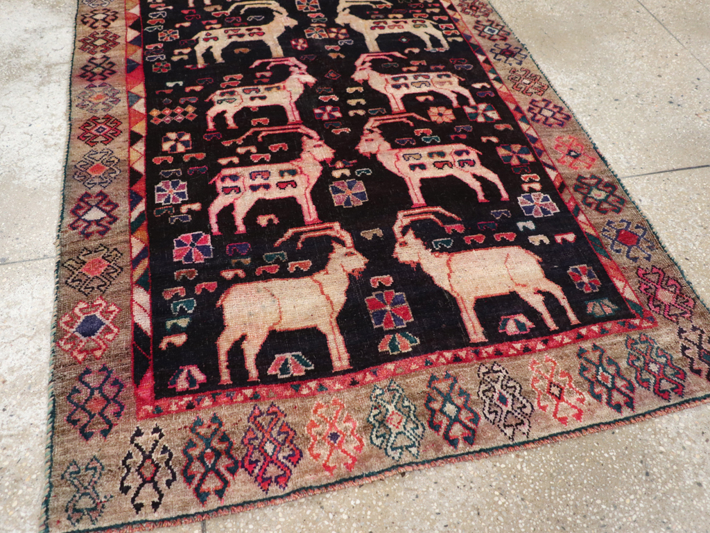 pictorial Rug - # 108052