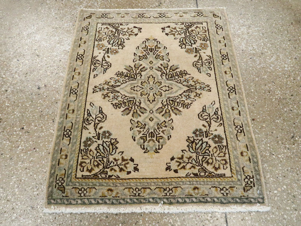 sarouk Rug - # 102891