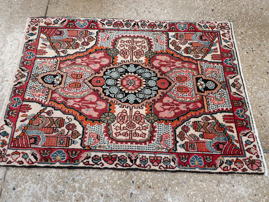 sarouk Rug - # 104485