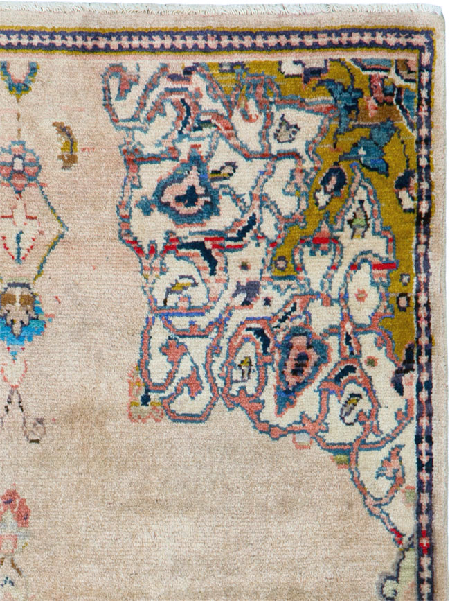 sarouk Rug - # 104918