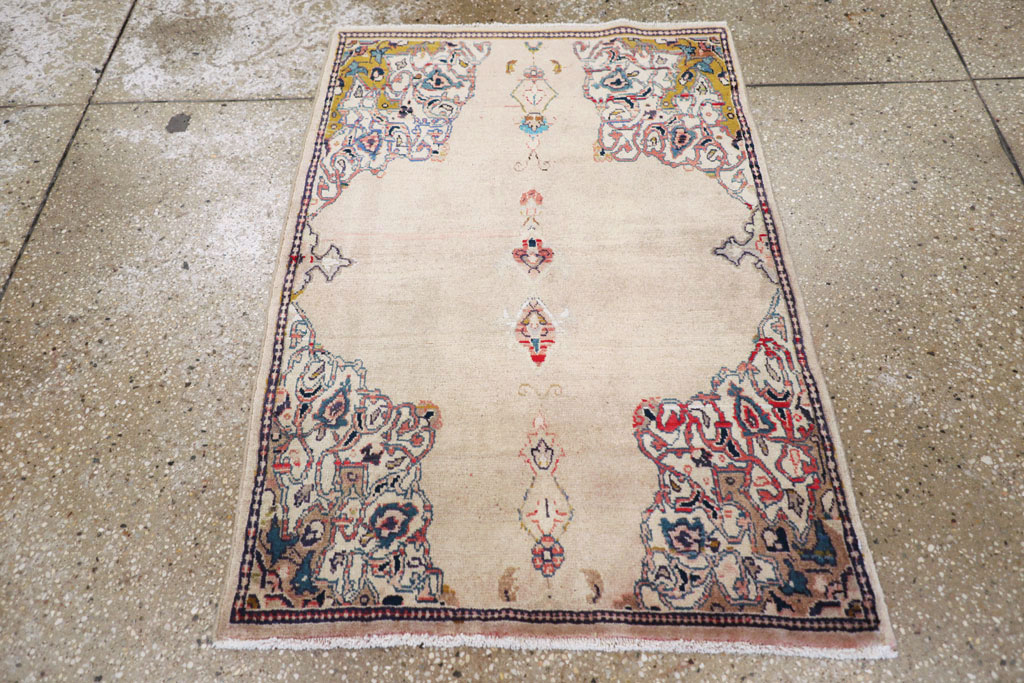 sarouk Rug - # 104918