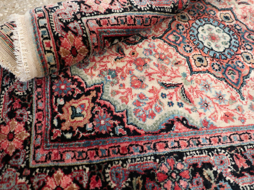 sarouk Rug - # 107962