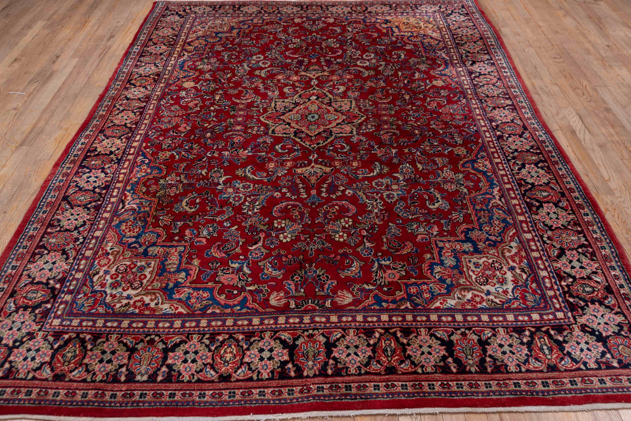 sarouk Carpet - # 129105