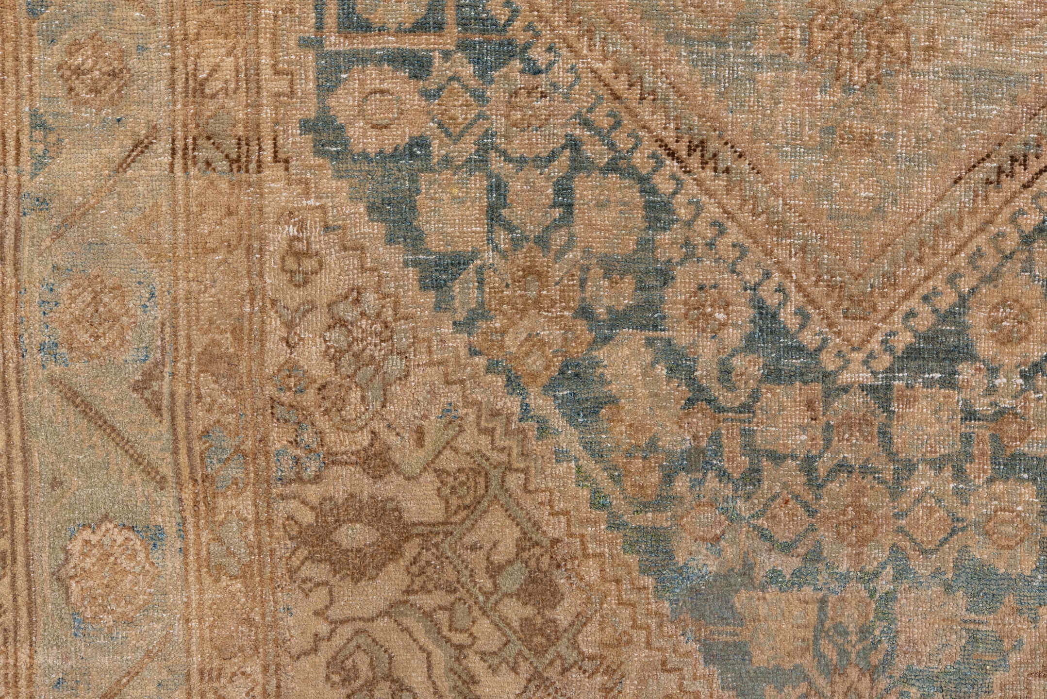 sarouk Rug - # 125734