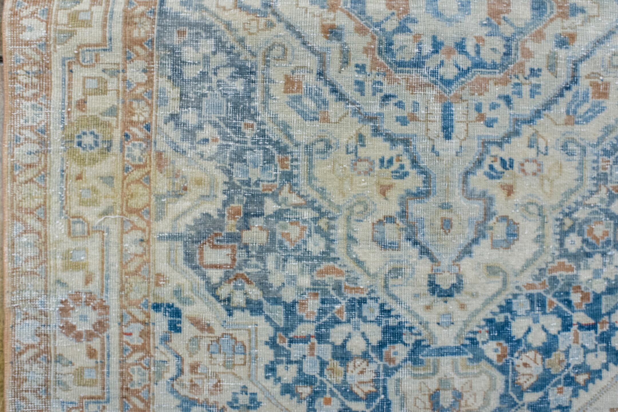 sarouk Rug - # 125795