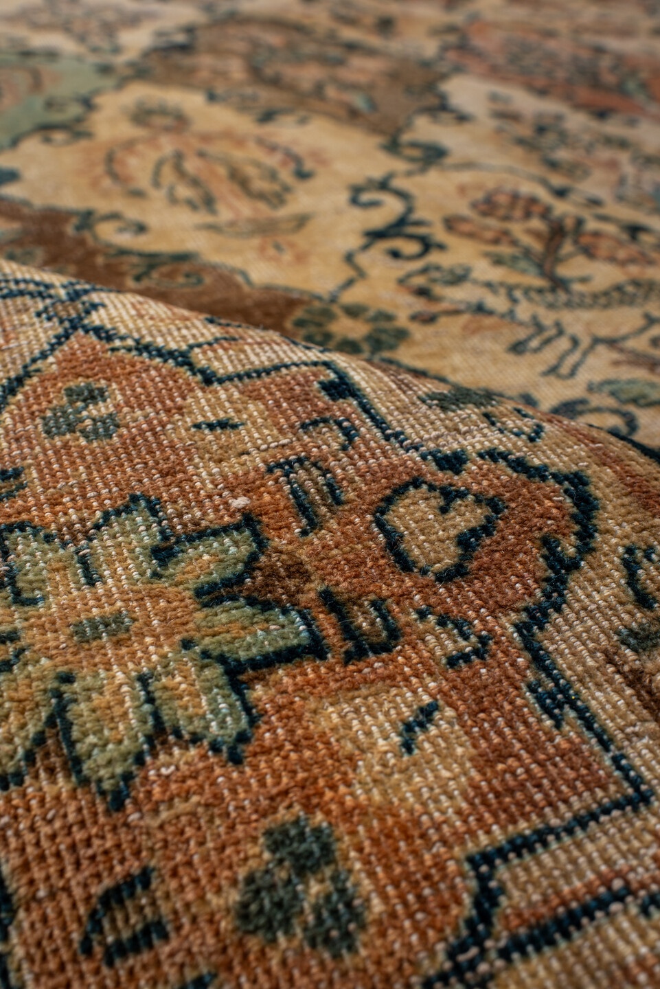 sarouk Rug - # 128128