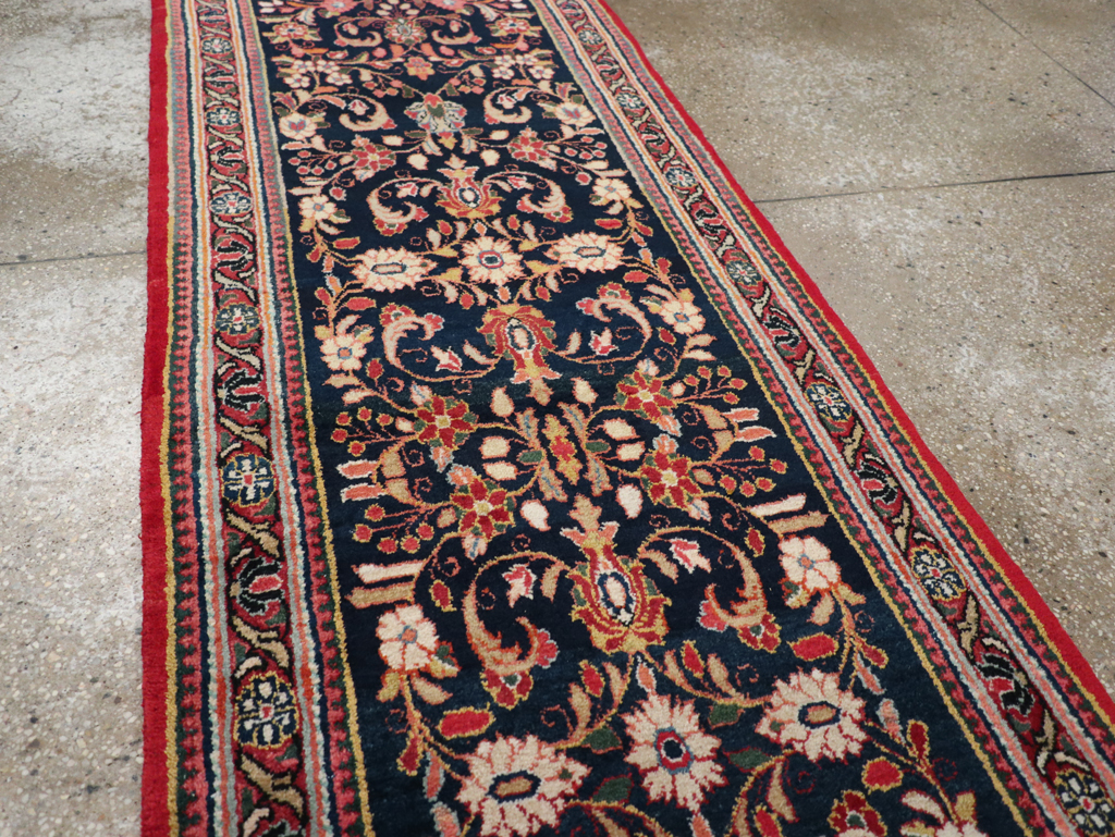 sarouk Runner - # 109566
