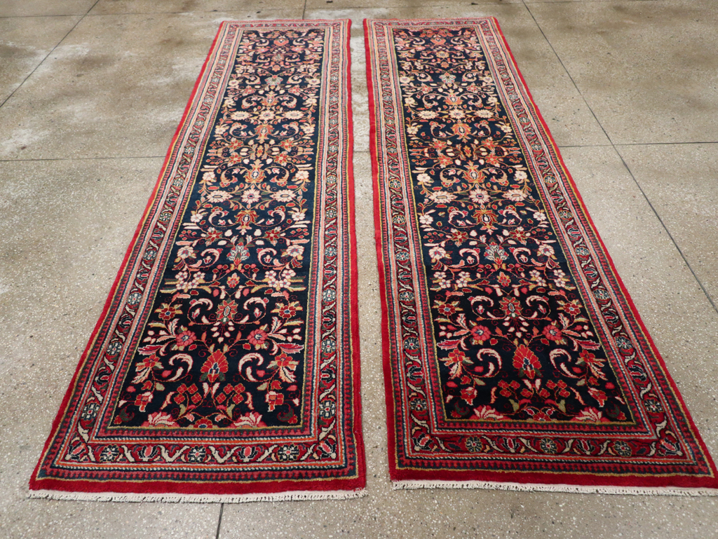 sarouk Runner - # 109566